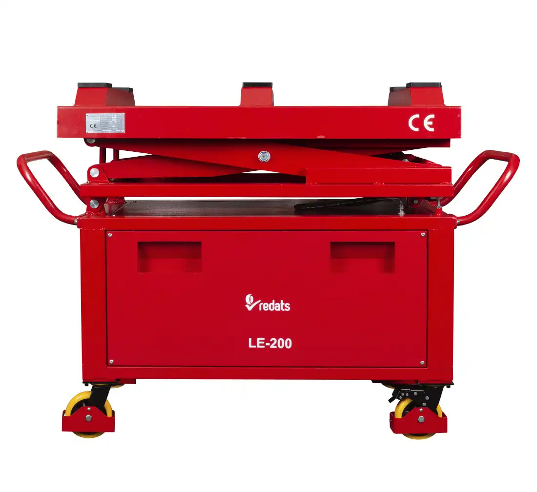 table-elevatrice-batterie-voiture-electrique-moteurs-boite-vitesse-3 table élévatrice, table 1.2t sur élevage